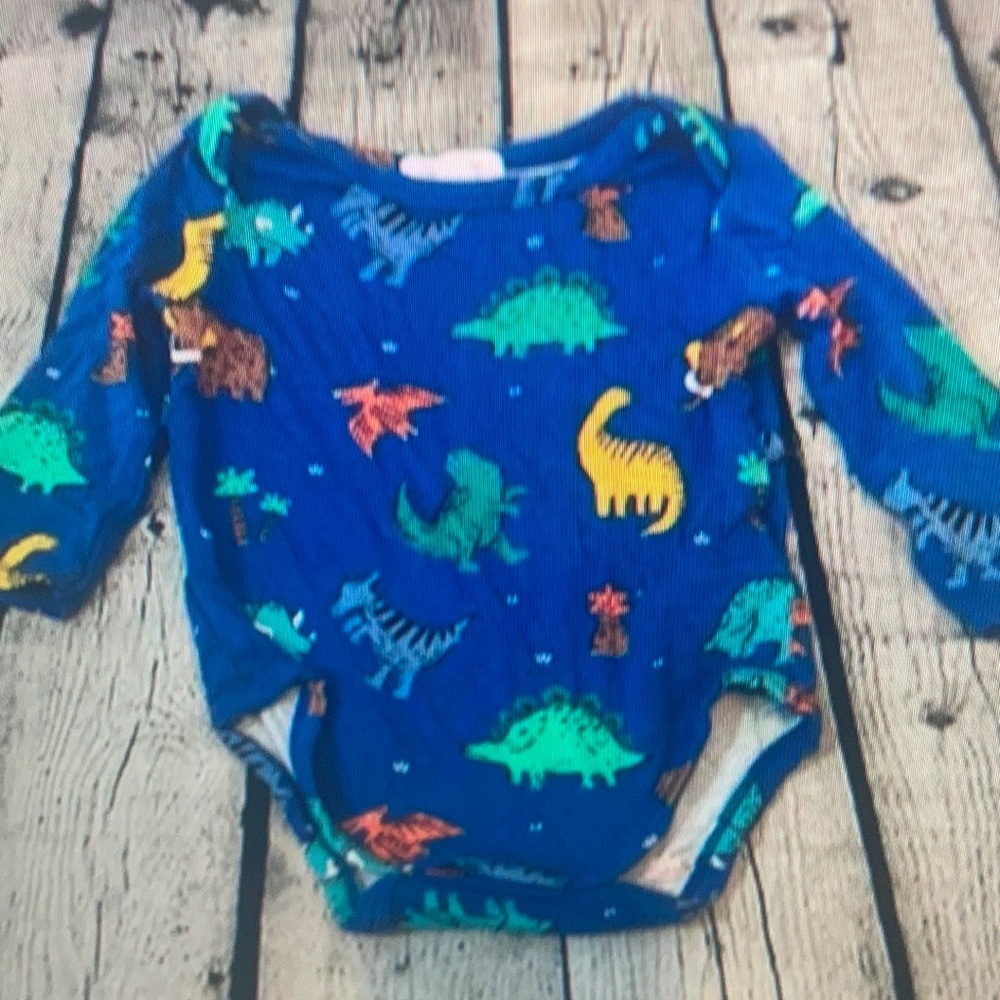 Angel Dear Dinosaur Bamboo Long Sleeve bodysuit size 3-6